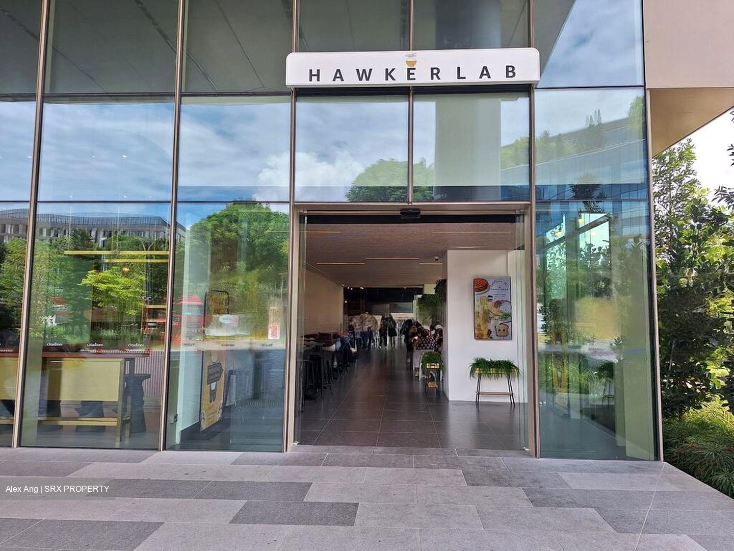Science Park Drive (D5), Retail #484428431